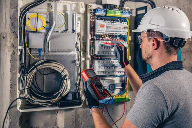 Best Local Electrician Companies  in Hampton, IA